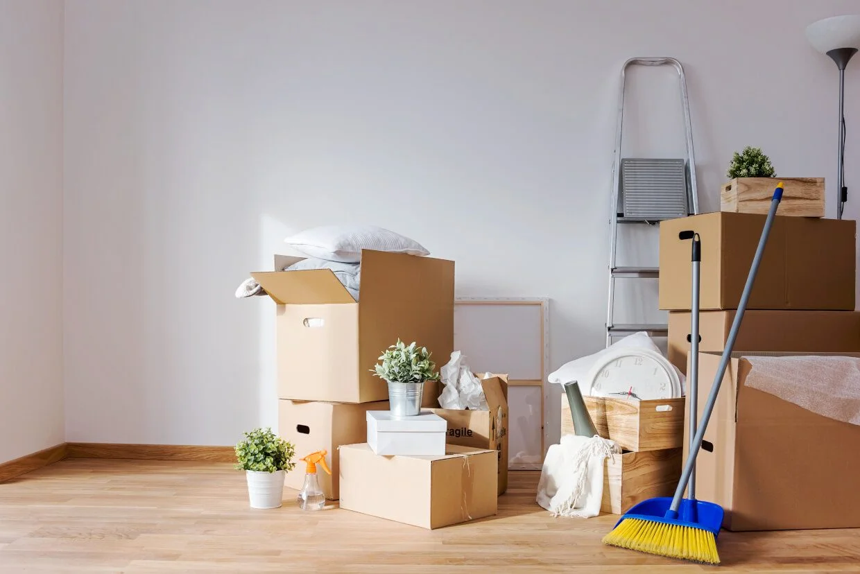 Move-In and Move-Out Cleaning: How Maid in the Shade Simplifies the Transition